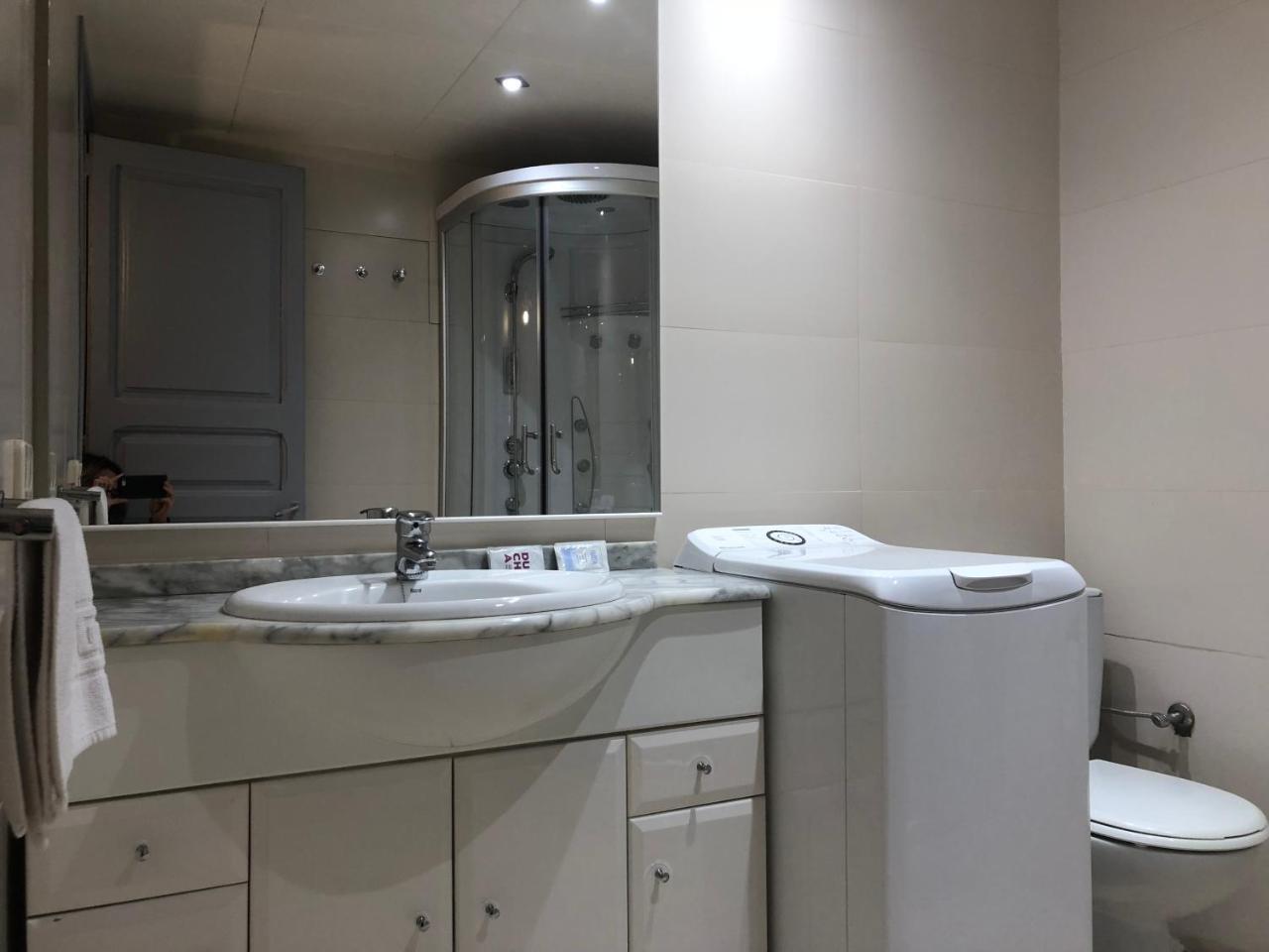 Apartament Piteus Centre San Lorenzo de Morunys Buitenkant foto